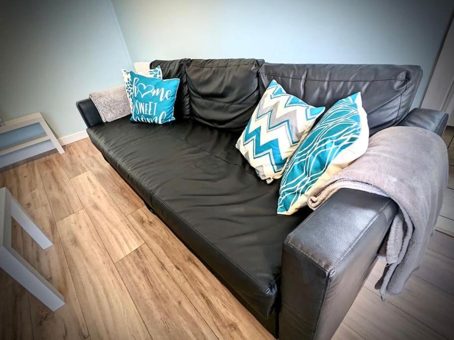 Cosy 2-Bedroom House In Leith Edimburgo Esterno foto