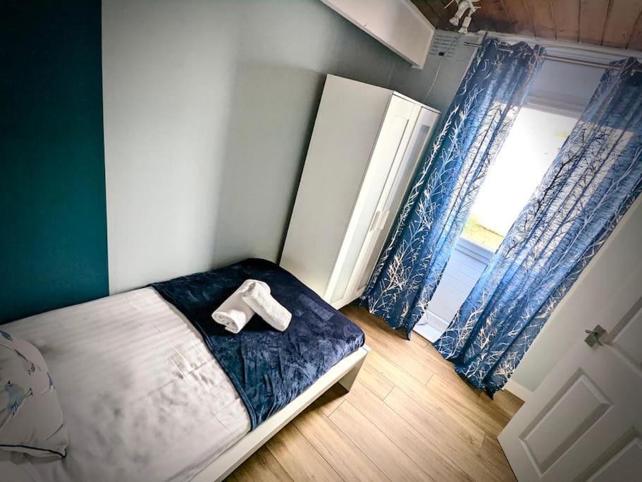 Cosy 2-Bedroom House In Leith Edimburgo Esterno foto